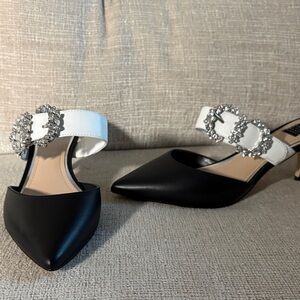 Elegant Black and White Women's Shoes with Embellished Buckle